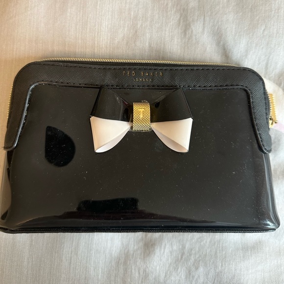 Ted baker makeup case - Picture 1 of 1